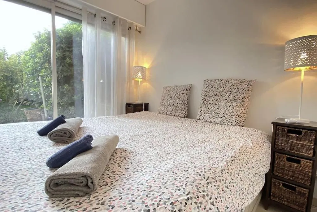 Apartmán Rabiac - Charming 1 Bedroom With Private Garden Antibes