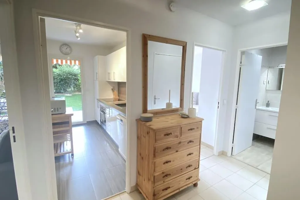 Rabiac - Charming 1 Bedroom With Private Garden Antibes 0*,